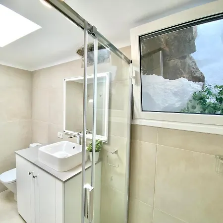 Casa Fontana, Amazing Sea View And Wide Terrace With Pool Holiday home