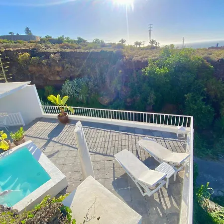Casa Fontana, Amazing Sea View And Wide Terrace With Pool Holiday home